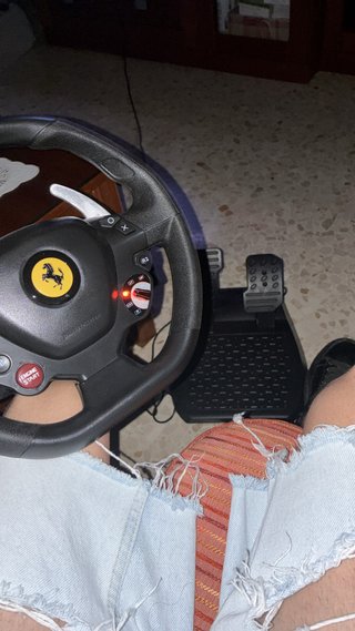 Volante Ferrari para PlayStation