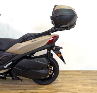 YAMAHA Tricity  300 (modelo actual) 2022