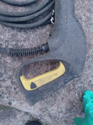 Pistola hidrolimpiadora con manguera