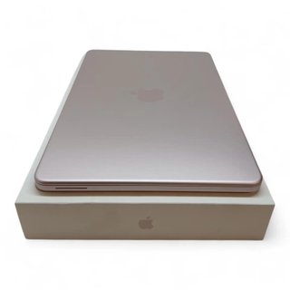 MACBOOK NEO 13" A3404 256 GB SSD 8GB RAM COLOR ROSA + CAJA COMPLETA