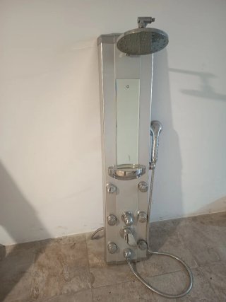 Columna Ducha Hidromasaje Plata y Cristal