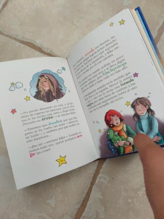 Kika Superbruja salva la Navidad