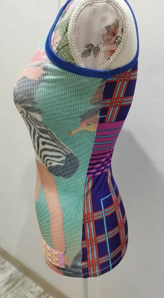 Camiseta sin mangas. Custo Barcelona