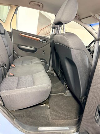 Mercedes-Benz Clase A 2008 109cv
