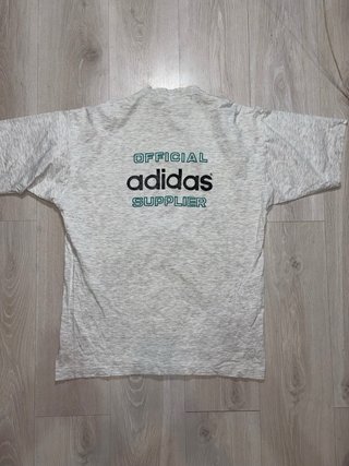 Camiseta Adidas Vintage 90s Official Supplier