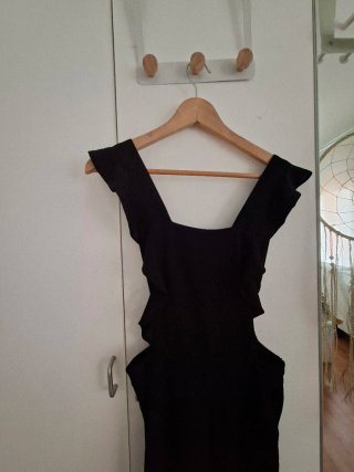Mono negro Elli White