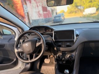 Peugeot 208 2013