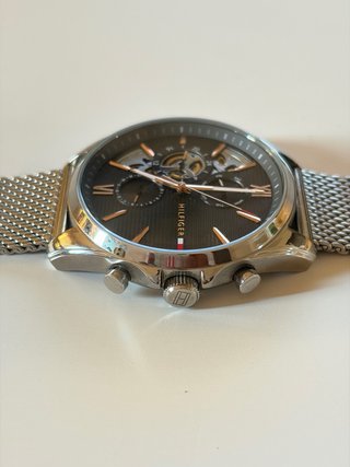 Reloj Tommy Hilfiger TH1791 Malla Plateada
