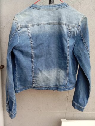 MAS fashion Cazadora Vaquera con Pedrería