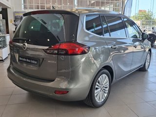 Opel Zafira Tourer 2016