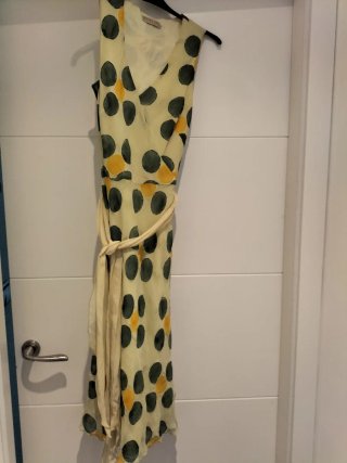 Vestido de fiesta con lunares