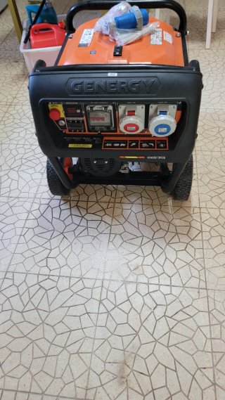 Generador Potente Nuevo solo usado 3 horas,