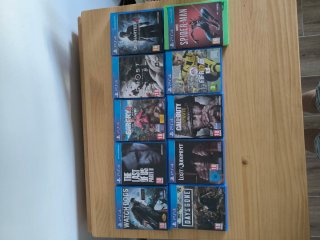 PS4 500GB + 2 Mandos + 10 Juegos