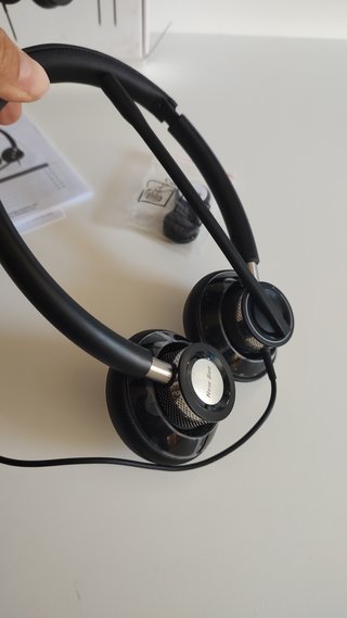 Auriculares New Bee con Micrófono Rotatorio