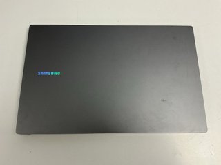 Ordenador portátil Samsung i5-1355U 16GB 512GB SSD