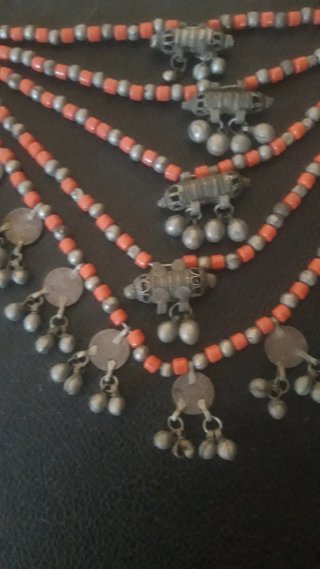 Collar antiguo yemení