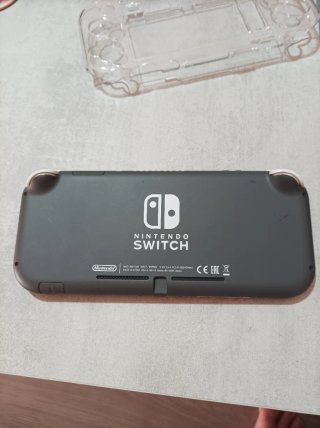 ¡Pack Nintendo Switch Lite + Mario Kart 8!