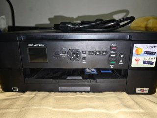 Impresora Brother WiFi (DCP-J572DW)