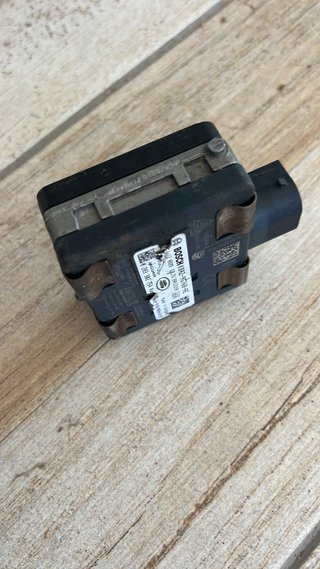 Radar Bosch K8A2-9G768-AE Land Rover  velar Jaguar