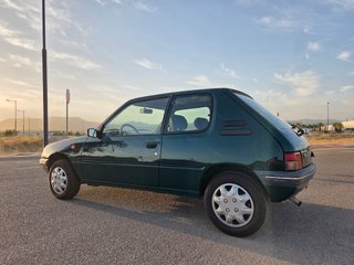 Peugeot 205 1998