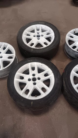 Llantas Fiat Punto 15 (5 unidades)
