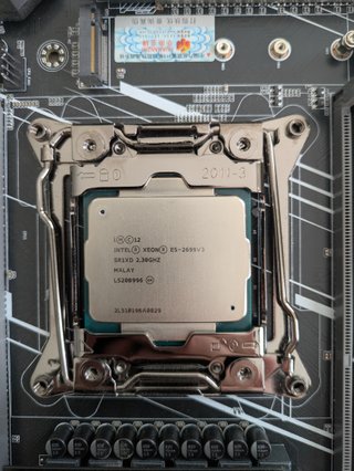 Placa Base Huananzhi X99-TF + Xeon E5-2699 v3