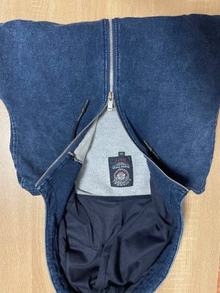 Chaqueta vaquera con capucha
