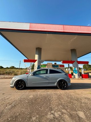 OPEL ASTRA H GTC 150cv