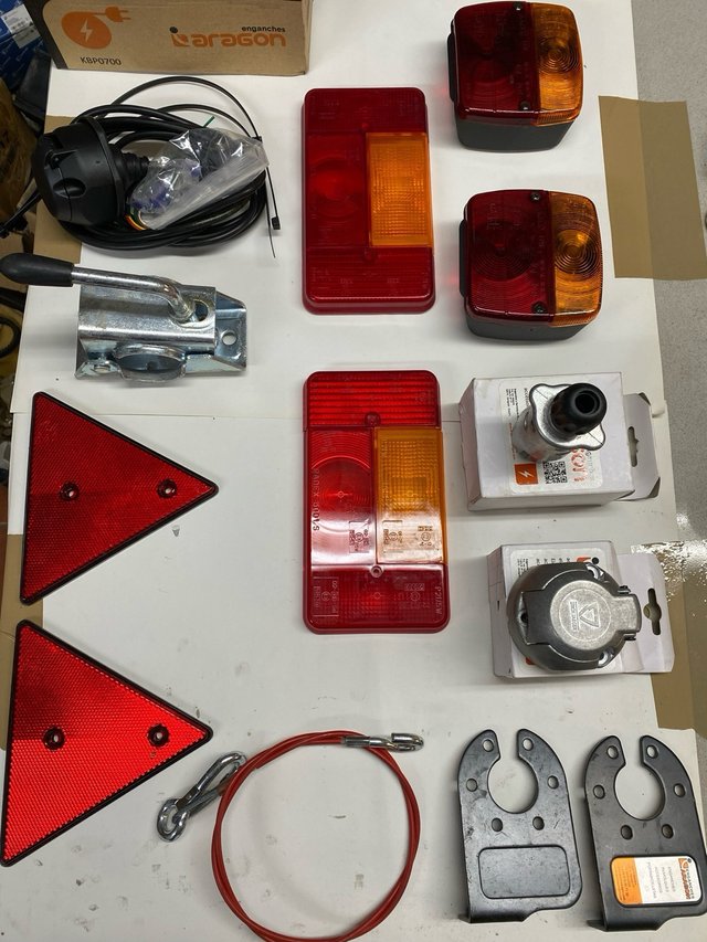Kit Luces y Accesorios Remolque