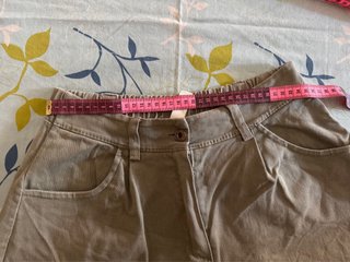 Pantalón corto.