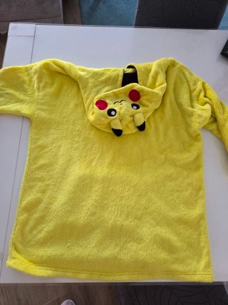 Sudadera Pokémon Pikachu Talla Única