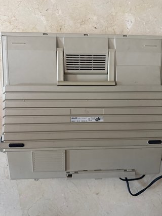 Máquina de escribir Olivetti PT505 sin tinta