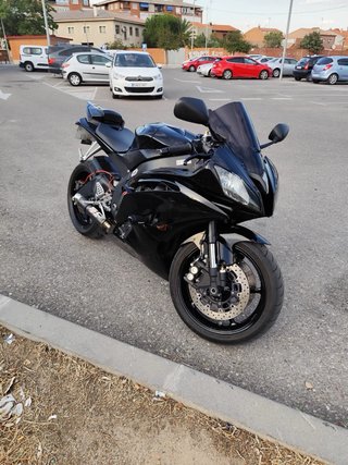 Yamaha R6 2008 Negra