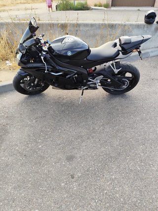 Yamaha R6 2008 Negra