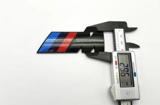 LOGO EMBLEMA PARRILLA BMW M NEGRO BRILLO