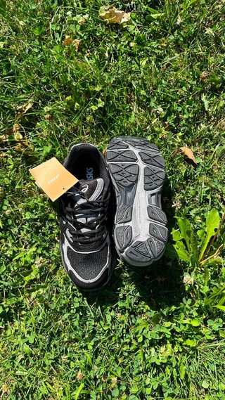 Zapatillas Asics Gel NYC Negras/Plata Talla 41.5