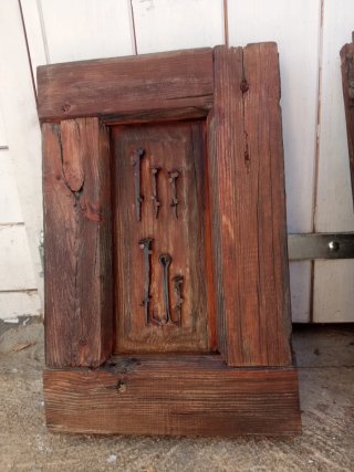 Adornos de madera artesanales