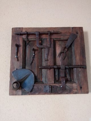 Adornos de madera artesanales