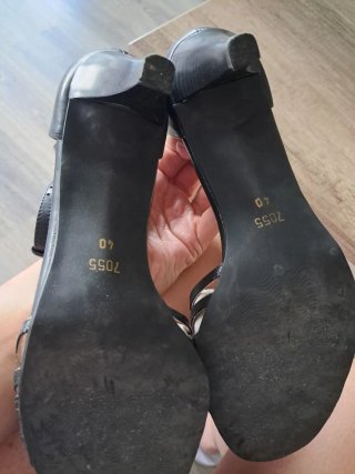 Sandalias de tacón negras