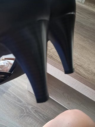 Sandalias de tacón negras