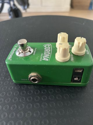 TC Electronic Corona Chorus Mini pedal de Guitarra