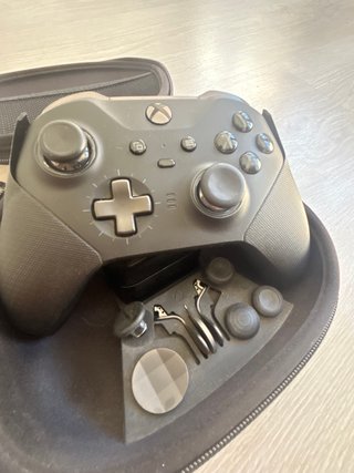 Mando Xbox Elite Series 2 + Accesorios