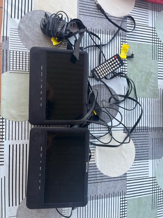 2 DVD Portátiles Wonnle con Mando