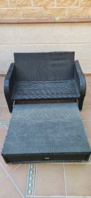 Sofá de ratán para jardín