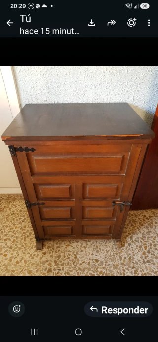 Antigua máquina de coser Alfa