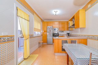 Casa adosada en venta en El Carmen - La Barrera en Lucena