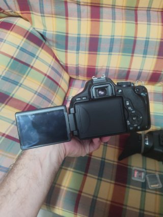 Canon EOS 600D + Accesorios Cámara