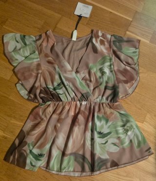 Blusa corta