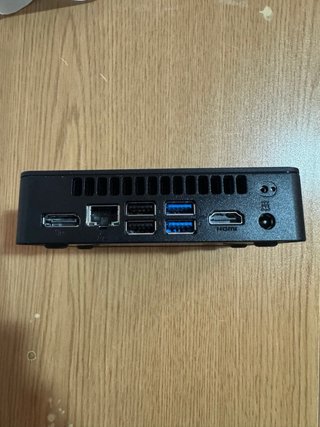 Intel NUC Mini PC Negro