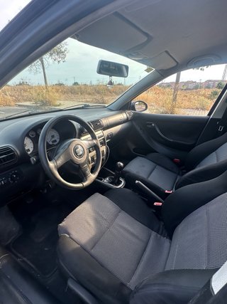SEAT Leon 2004